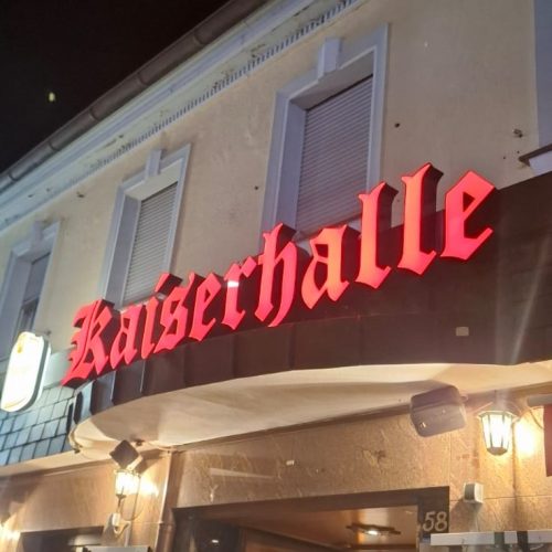 77f1113b-b180-4aea-8fdc-29df2e3e320a 1